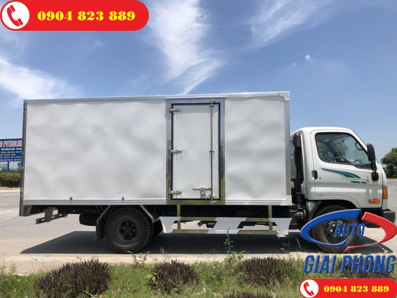 Hyundai 110S Thùng Kín Composite 7 Tấn Thành Công