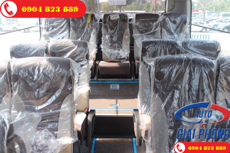 Xe khách Hyundai Universe 47 Chỗ Premium Bản Cao Cấp