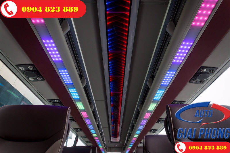 Xe khách Hyundai Universe 47 Chỗ Premium Bản Cao Cấp