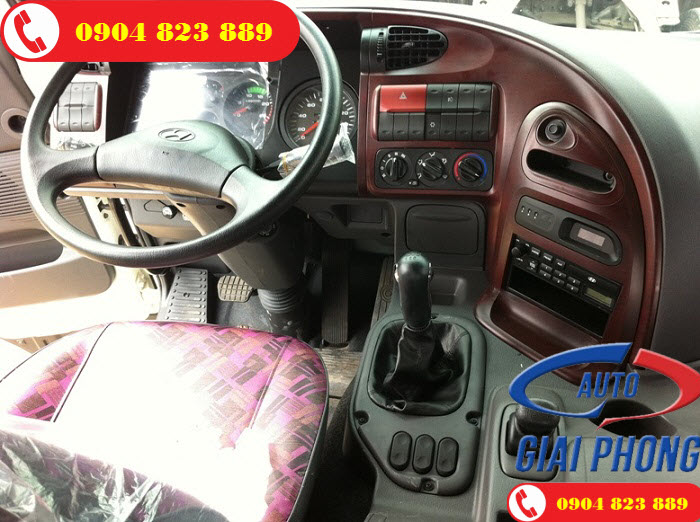Xe tải Hyundai HD260 Thùng Kín 3 Chân Euro4 Nhập Khẩu