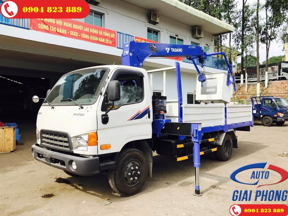 Xe tải HD700 Đồng Vàng gắn cẩu nâng người Tadano 3 Tấn 4 Khúc TM-ZE304MH