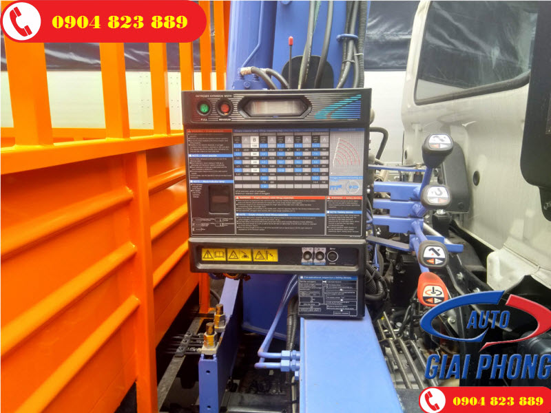 Xe tải Hino FC9JLTA 6.4 Tấn gắn cẩu Tadano 3 Tấn 4 Khúc