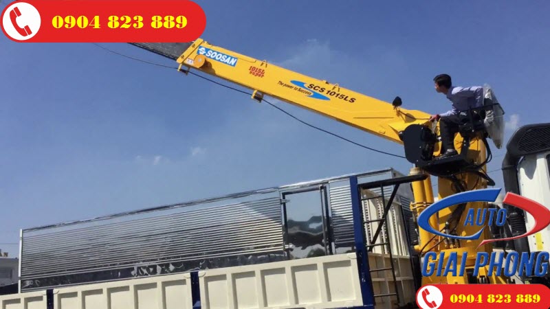 Xe tải Hyundai HD320 gắn cẩu Soosan SCS1015LS 12 Tấn 5 Đốt