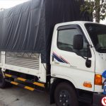 Xe tải Hyundai HD65 2.5 tấn nhập khẩu Thùng Bạt